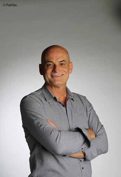 Garry Linnell Online at Mornington Library