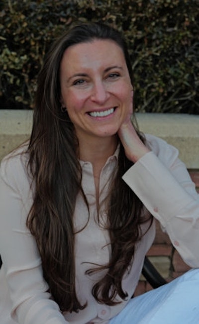 Natalia Aíza, LPC, MA