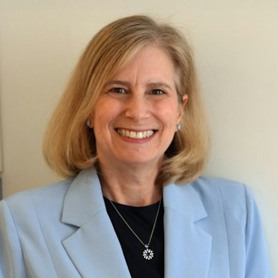 Liz Robbins