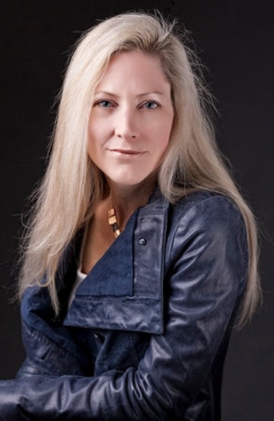 Victoria Laurie