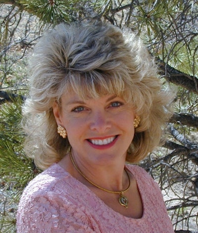 Lorraine Pintus