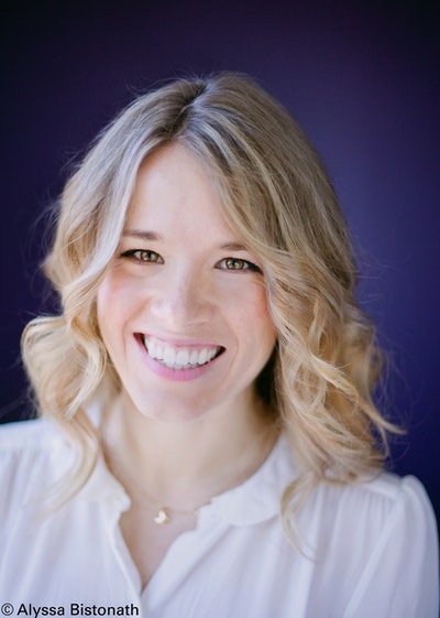 Julie Kraulis