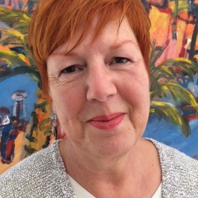 portrait photo of Jo Wiles