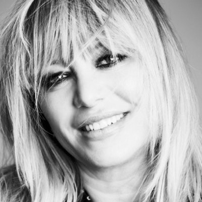 portrait photo of Stephanie Darling
