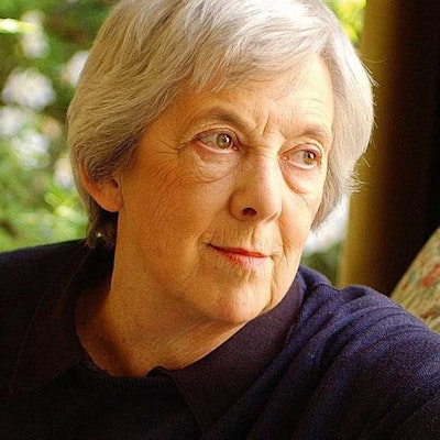 portrait photo of Brenda Niall