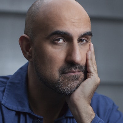 portrait photo of Hari Kunzru