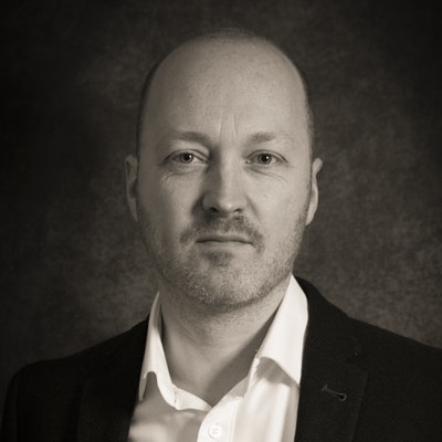 portrait photo of Nick Lloyd