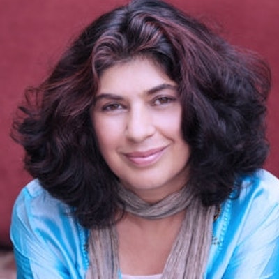 portrait photo of Mitra Rahbar