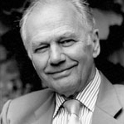 portrait photo of Philip Ziegler