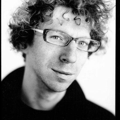 portrait photo of Arnon Grunberg