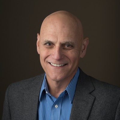 portrait photo of Steven Hayes