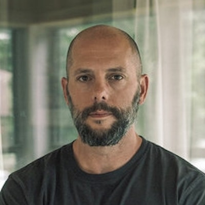 portrait photo of Ron Currie