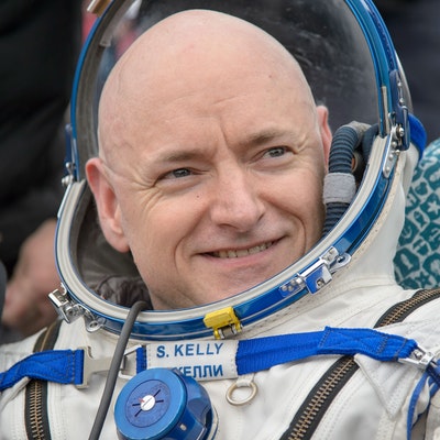 portrait photo of Scott Kelly