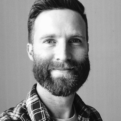 portrait photo of Robert Starling