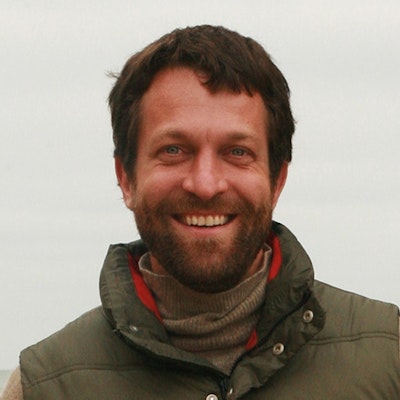 portrait photo of Alexander Weinstein