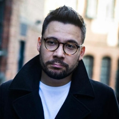 portrait photo of Nicolás Obregón