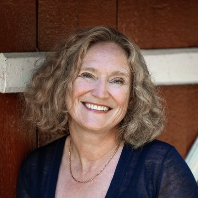portrait photo of Anne Ostby