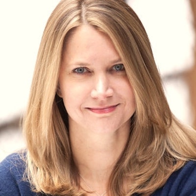portrait photo of Andrea Petersen