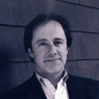 portrait photo of Larry Tye