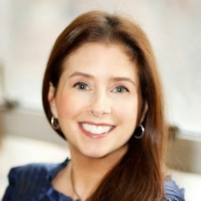 portrait photo of Dawn Lerman