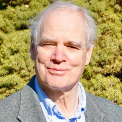 portrait photo of Andrew Clements