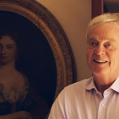 portrait photo of Christopher de Hamel