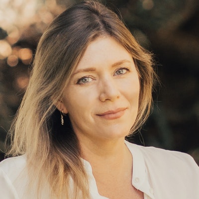 portrait photo of Melinda Williams