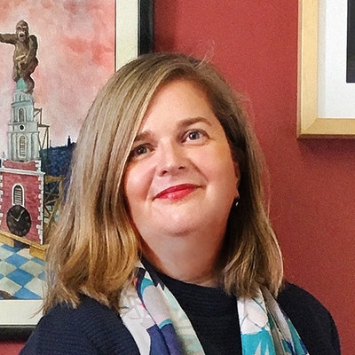 portrait photo of Catherine Kirwan