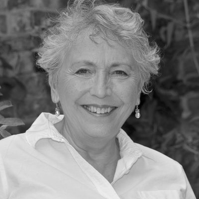 portrait photo of Steph Booth