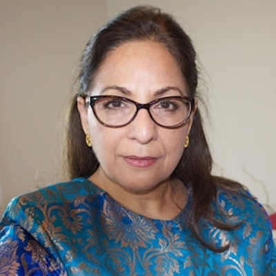 portrait photo of Daisy Khan
