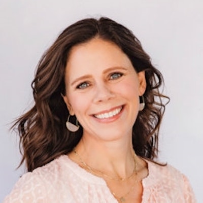 portrait photo of Tammi Sauer