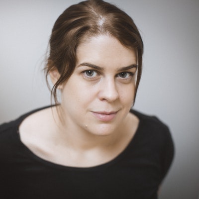 portrait photo of Helen Lewis
