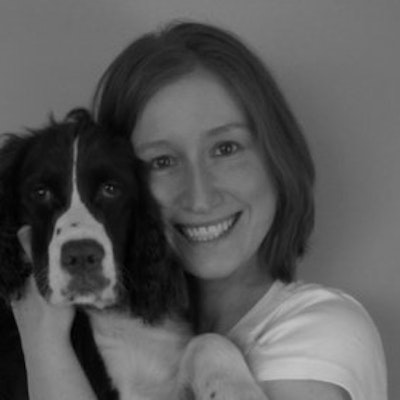 portrait photo of Sarah Fox