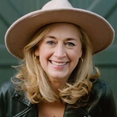 portrait photo of KIRA WILLEY