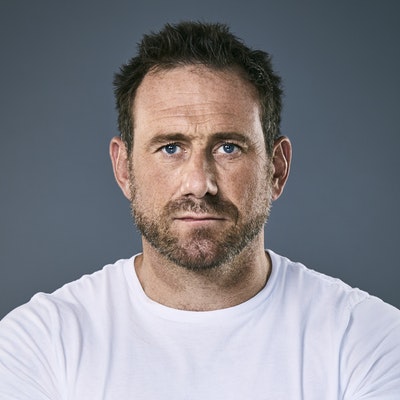 portrait photo of Jason Fox