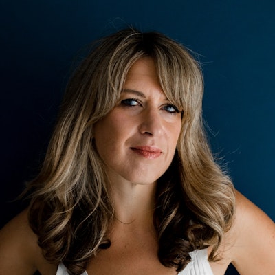 portrait photo of Daisy Buchanan