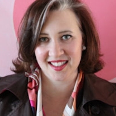 portrait photo of Diane Vallere