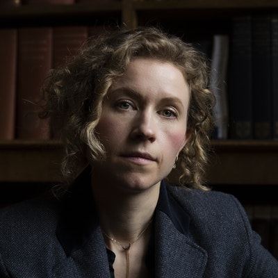 portrait photo of Menna van Praag