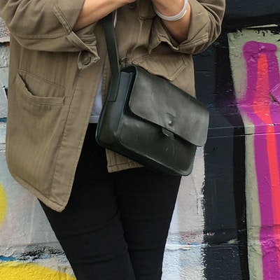 portrait photo of Elly Pear (Curshen)