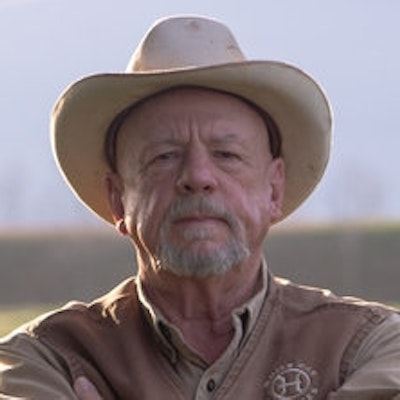 portrait photo of Will Harris