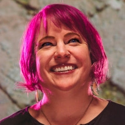 portrait photo of Sarah Becan