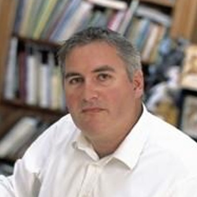 portrait photo of Chris Riddell
