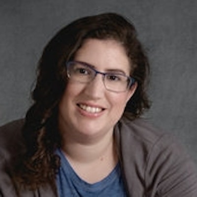 portrait photo of Sarah Kapit