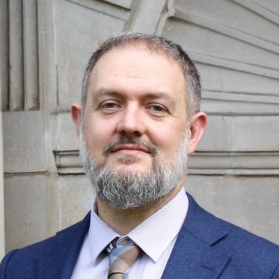 portrait photo of Mark Freestone