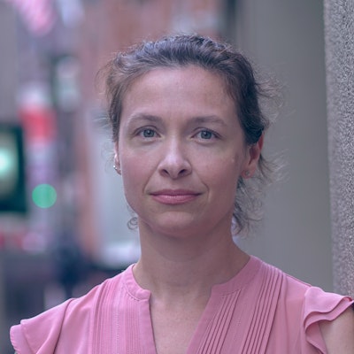 portrait photo of Louisa Luna