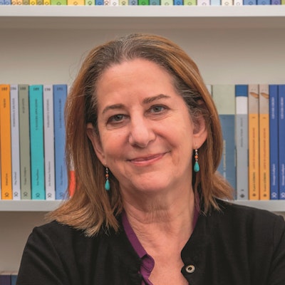 portrait photo of Barbara Demick