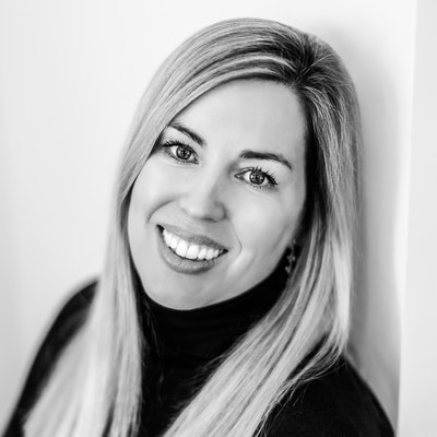 portrait photo of Sarah Pearse