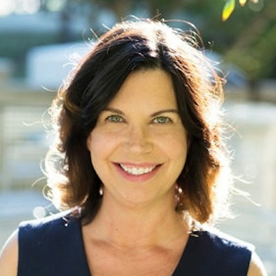 portrait photo of Courtney Carver