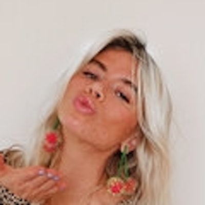 portrait photo of Arianna Margulis