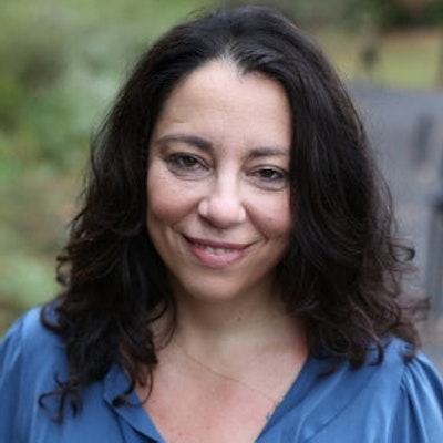 portrait photo of Amy Klein
